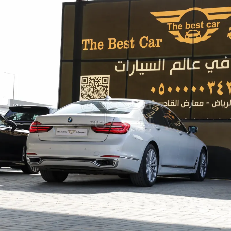 2016 بي ام دبليو الفئة السابعة 730 إل أي