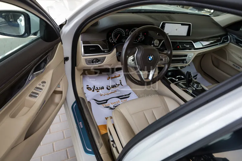 2016 بي ام دبليو الفئة السابعة 730 إل أي