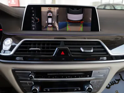 2016 بي ام دبليو الفئة السابعة 730 إل أي