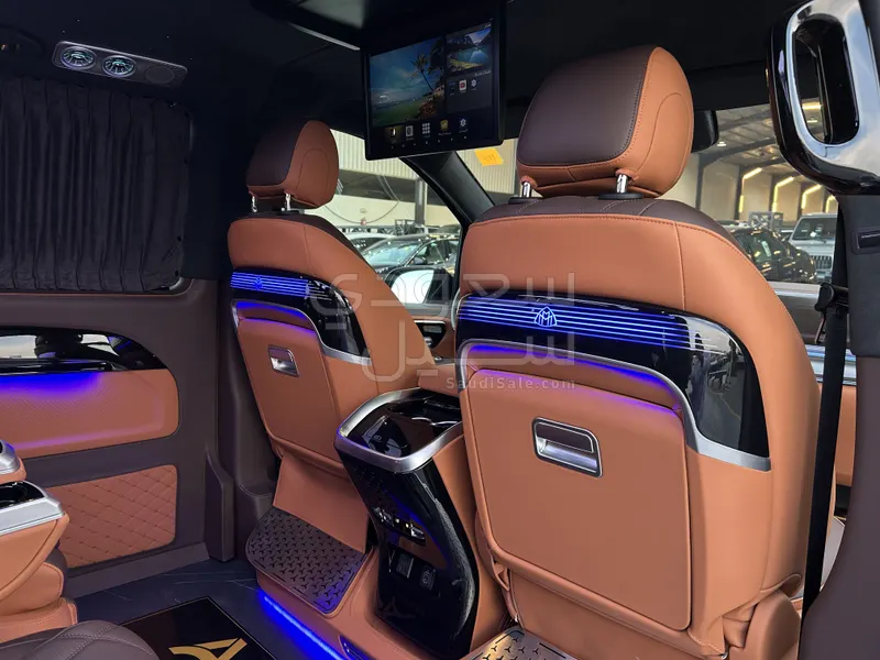 2025 مرسيدس - بنز فيتو