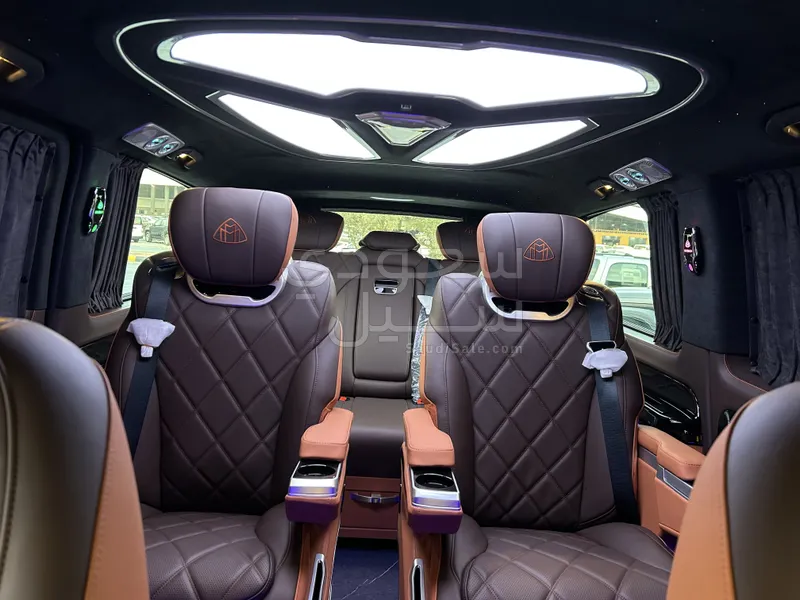 2025 مرسيدس - بنز فيتو