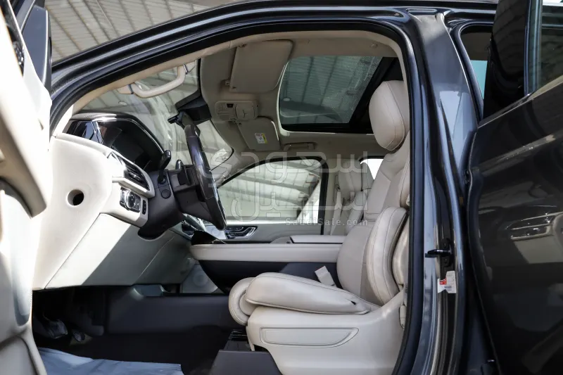 2018 لنكولن نافيكيتر