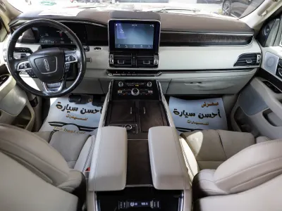 2018 لنكولن نافيكيتر