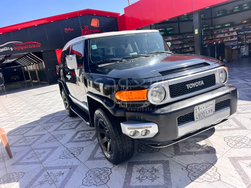 2011 Toyota FJ Cruiser 2
