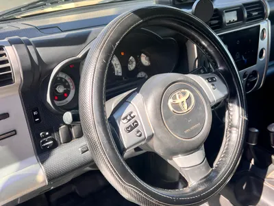 2011 Toyota FJ Cruiser 2