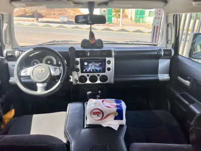 2011 Toyota FJ Cruiser 2