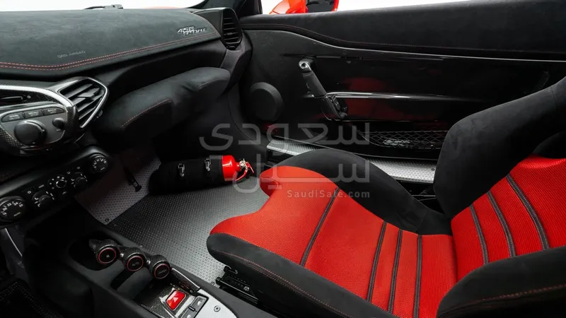 2014 فيراري 458 سبيشل