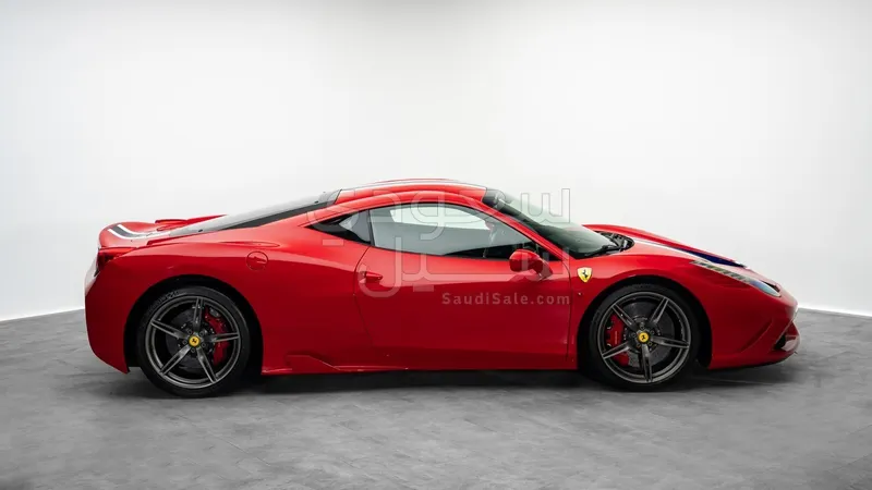 2014 فيراري 458 سبيشل
