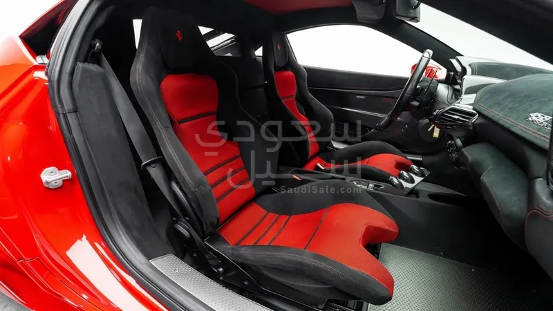 2014 فيراري 458 سبيشل