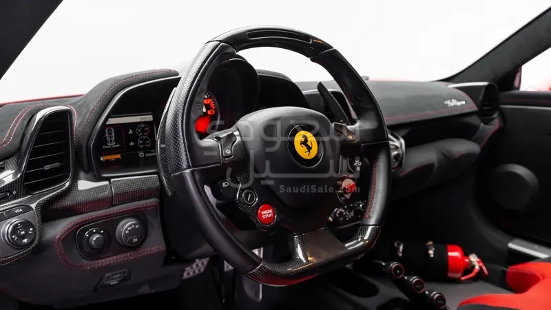 2014 فيراري 458 سبيشل