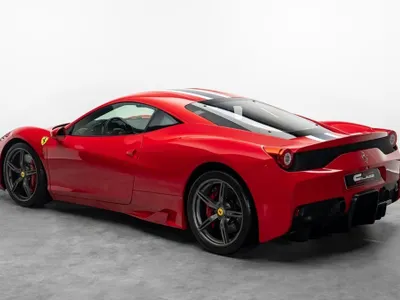 2014 فيراري 458 سبيشل