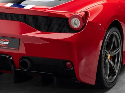 2014 فيراري 458 سبيشل
