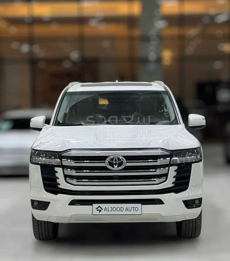 2025 تويوتا لاند كروزر جي اكس ار4