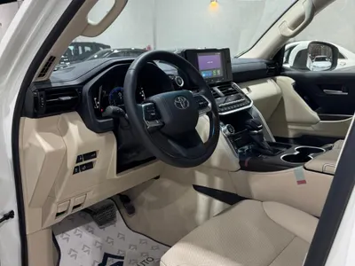 2025 تويوتا لاند كروزر جي اكس ار4