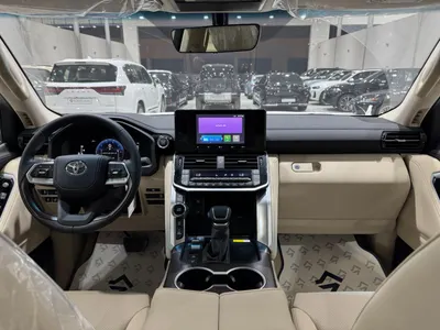 2025 تويوتا لاند كروزر جي اكس ار4