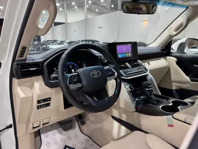 2025 تويوتا لاند كروزر جي اكس ار4