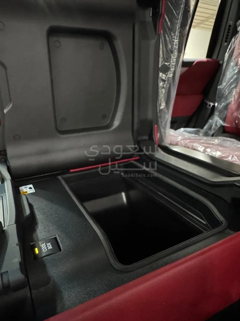 2025 لكزس إل إكس 600 إف