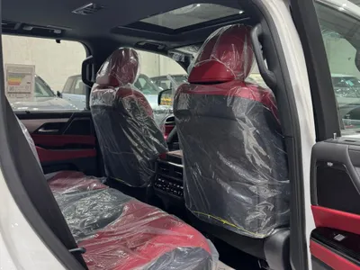 2025 لكزس إل إكس 600 إف