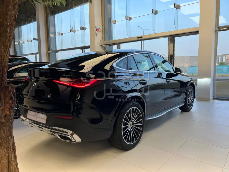 2025 مرسيدس - بنز جي إل سي 200 كوب