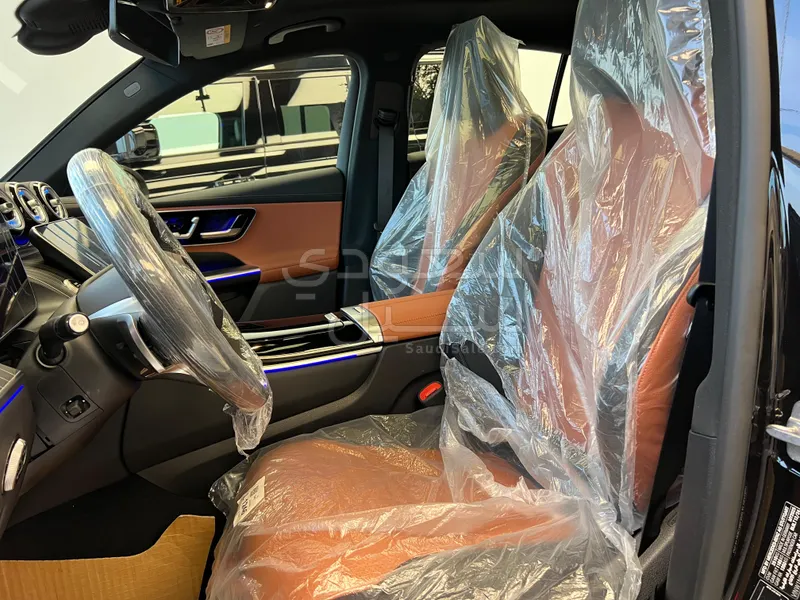 2025 مرسيدس - بنز جي إل سي 200 كوب