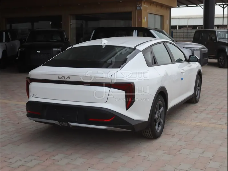 2026 Kia K4
