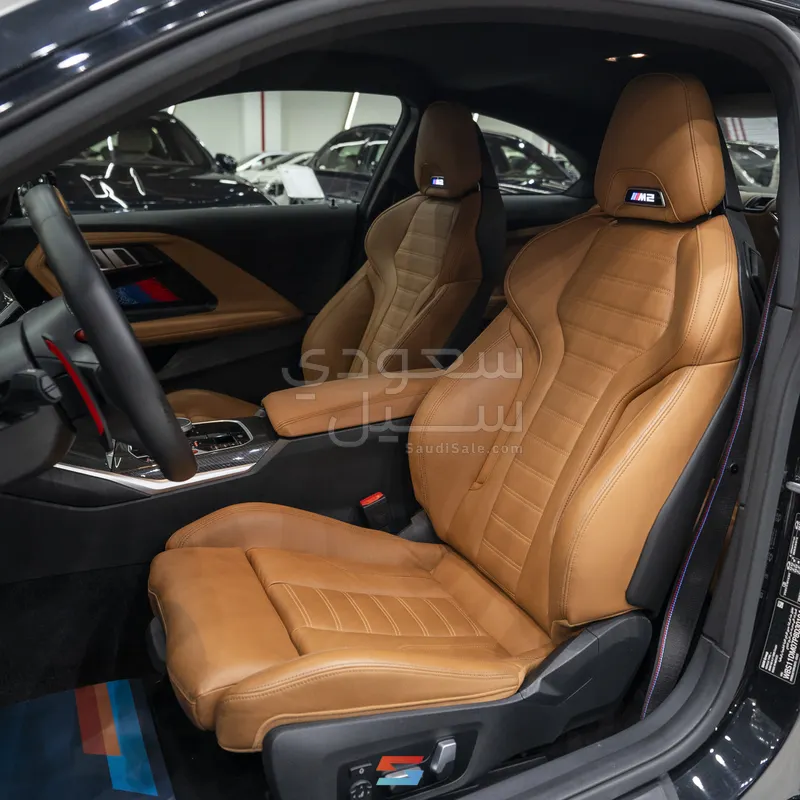 2023 BMW M Series M2