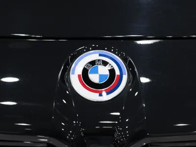 2023 BMW M Series M2