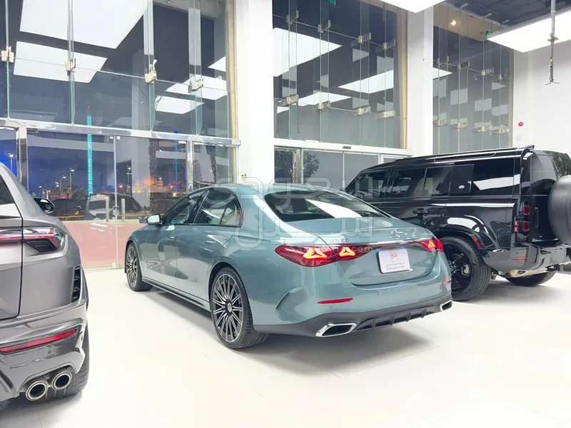 2025 مرسيدس - بنز إي 350