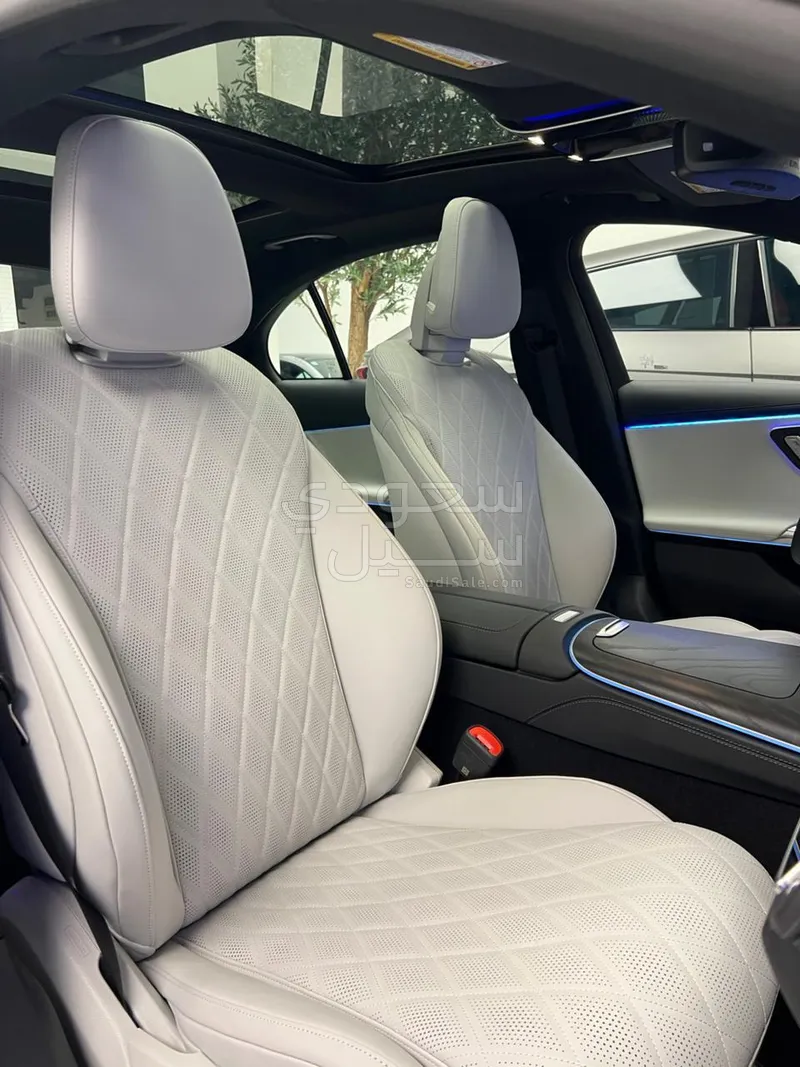 2025 مرسيدس - بنز إي 350