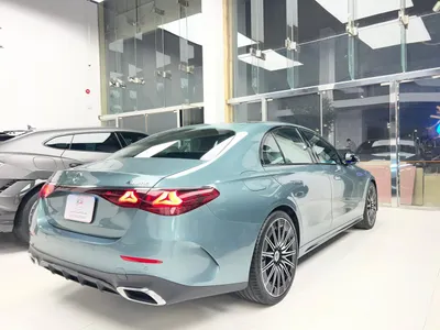 2025 مرسيدس - بنز إي 350