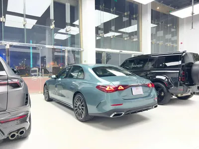 2025 مرسيدس - بنز إي 350