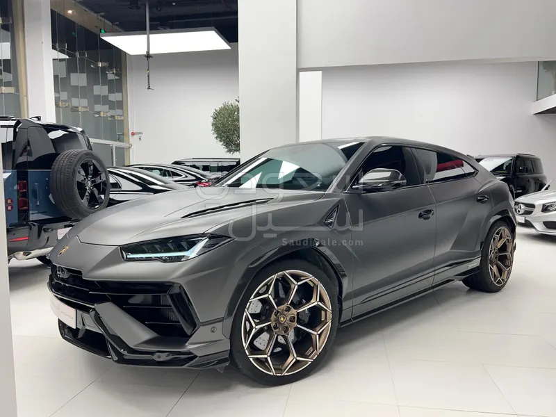 2024 لمبرجيني اوروس بيرفورمانتي