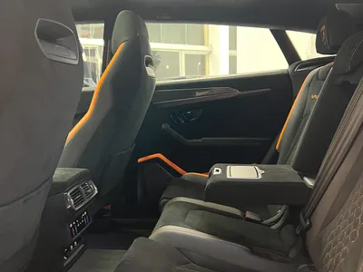 2024 لمبرجيني اوروس بيرفورمانتي