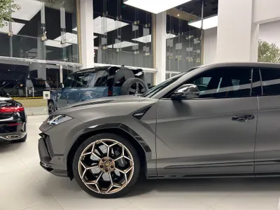 2024 لمبرجيني اوروس بيرفورمانتي