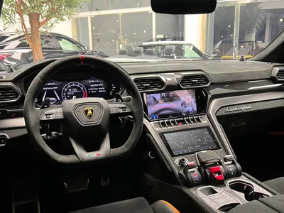 2024 لمبرجيني اوروس بيرفورمانتي