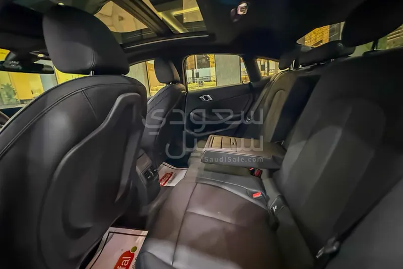 2024 بي ام دبليو الفئة الثانية 218 أي