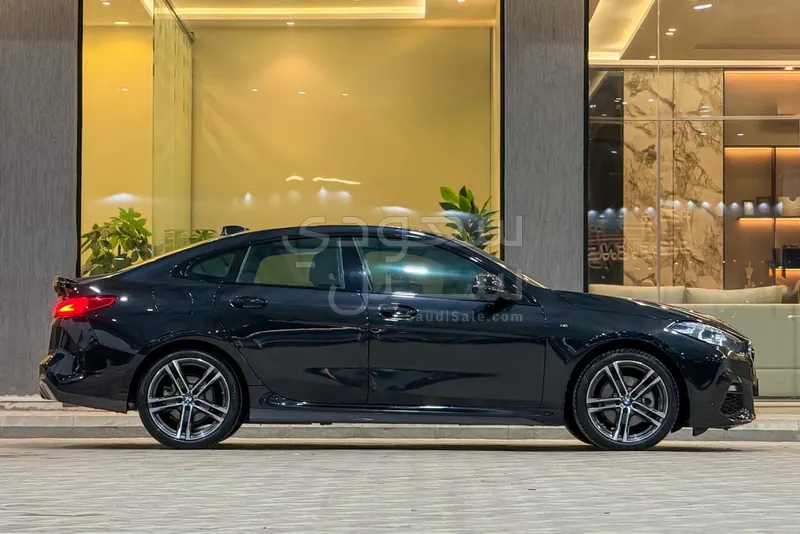 2024 بي ام دبليو الفئة الثانية 218 أي