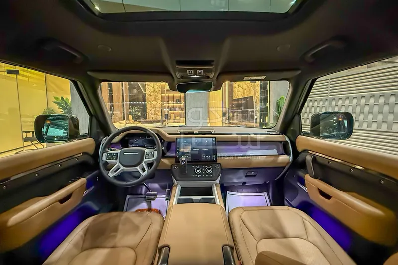 2026 لاند روفر ديفيندر اس اي