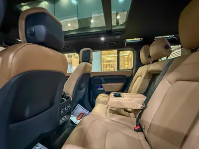 2026 لاند روفر ديفيندر اس اي