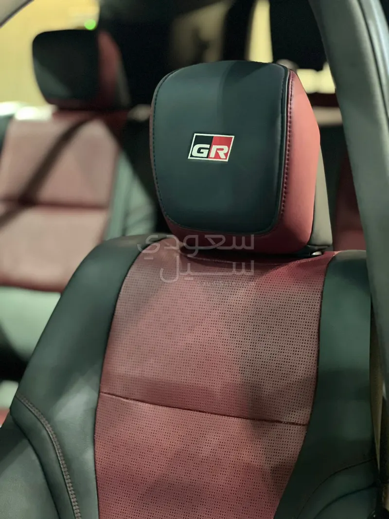 2023 تويوتا لاند كروزر جي ار سبورت