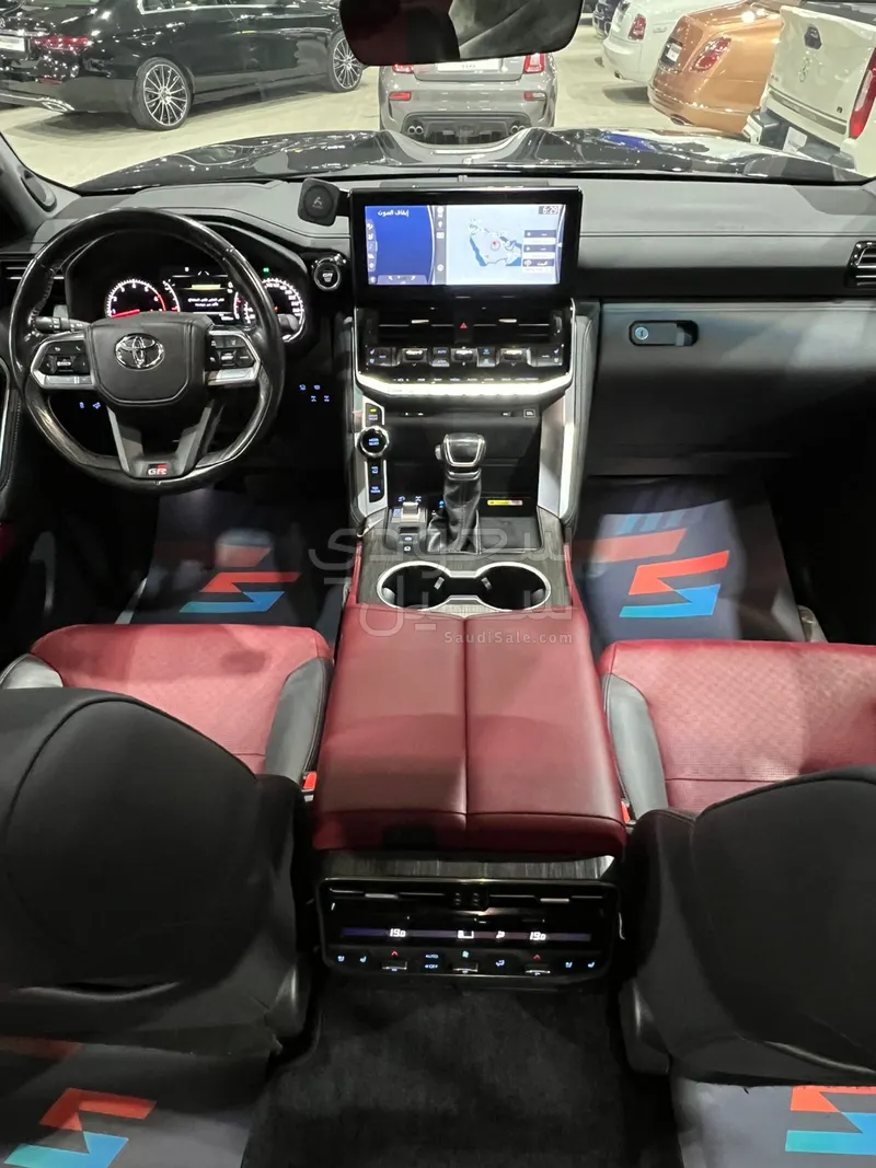 2023 تويوتا لاند كروزر جي ار سبورت
