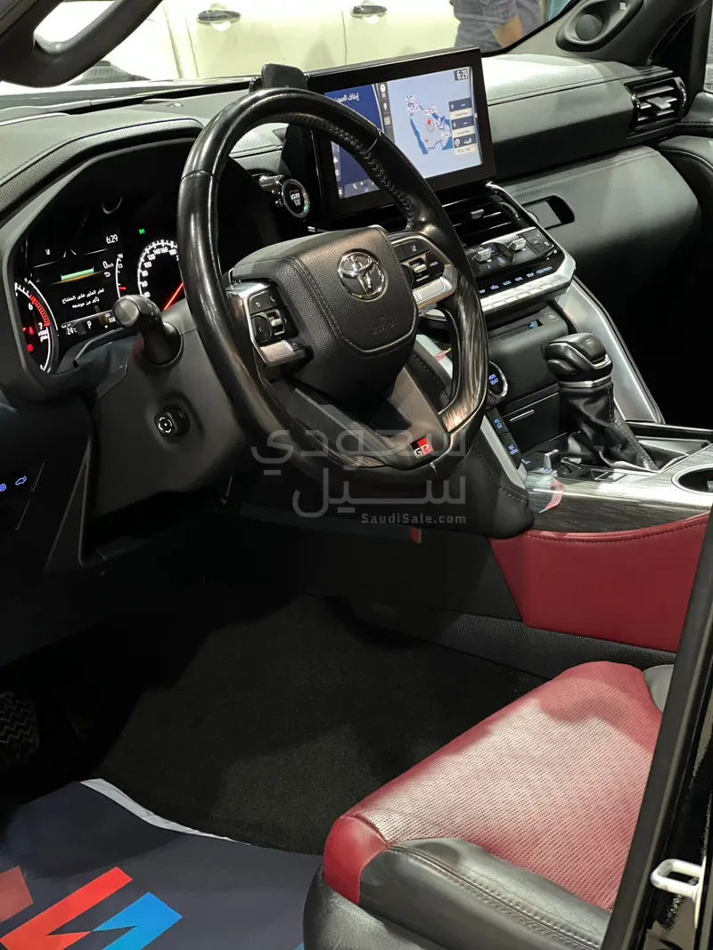 2023 تويوتا لاند كروزر جي ار سبورت