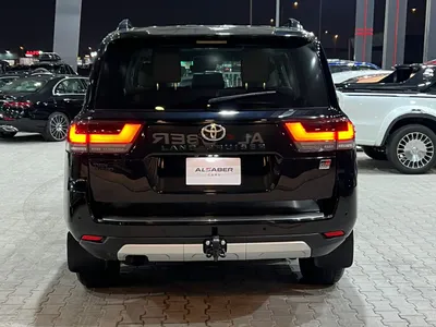 2023 تويوتا لاند كروزر جي ار سبورت