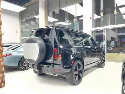 2022 لاند روفر ديفيندر اكس داينمك