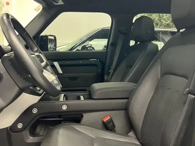 2022 لاند روفر ديفيندر اكس داينمك