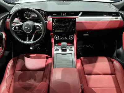 2024 جاكوار اف-بيس