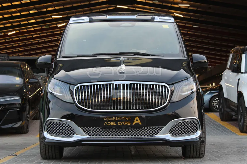 2025 مرسيدس - بنز فيتو