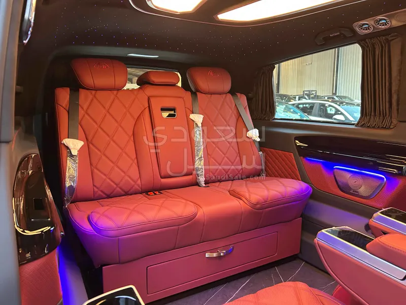 2025 مرسيدس - بنز فيتو