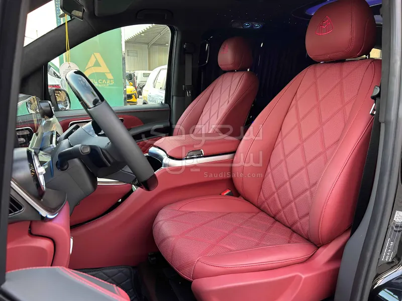 2025 مرسيدس - بنز فيتو