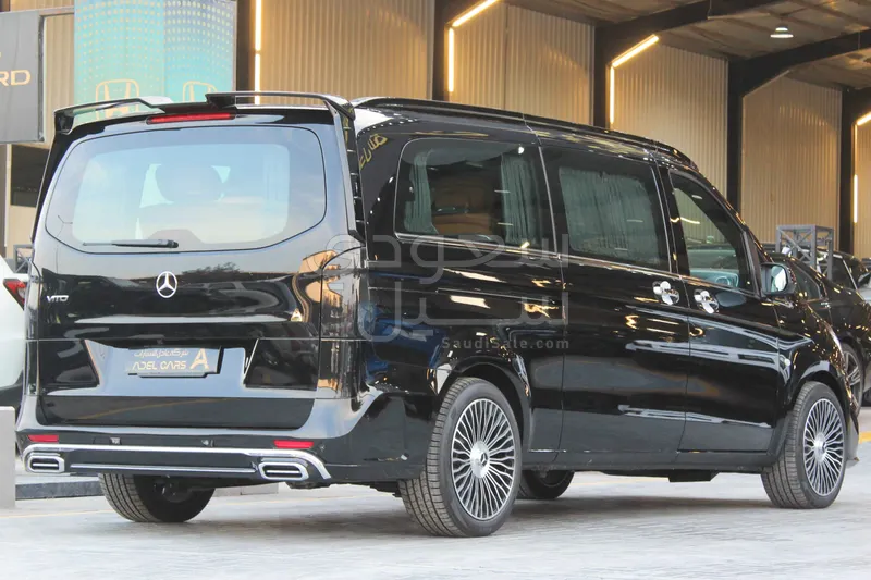 2025 مرسيدس - بنز فيتو